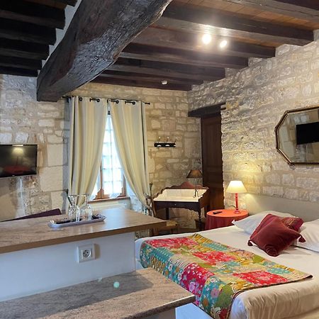 La Maison D'Alienor - Gites De Caractere A Chablis - 89 エクステリア 写真