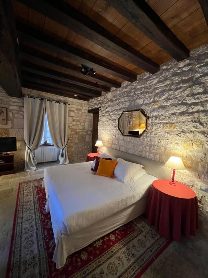 La Maison D'Alienor - Gites De Caractere A Chablis - 89 エクステリア 写真