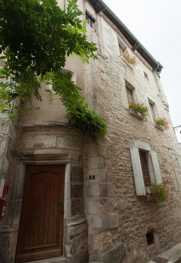 La Maison D'Alienor - Gites De Caractere A Chablis - 89 エクステリア 写真
